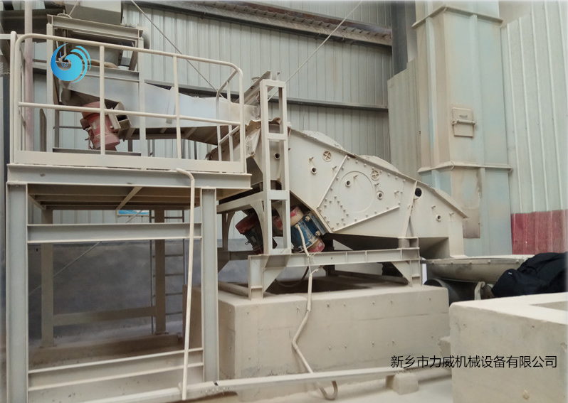 3毫米機(jī)制砂分級直線篩使用現(xiàn)場