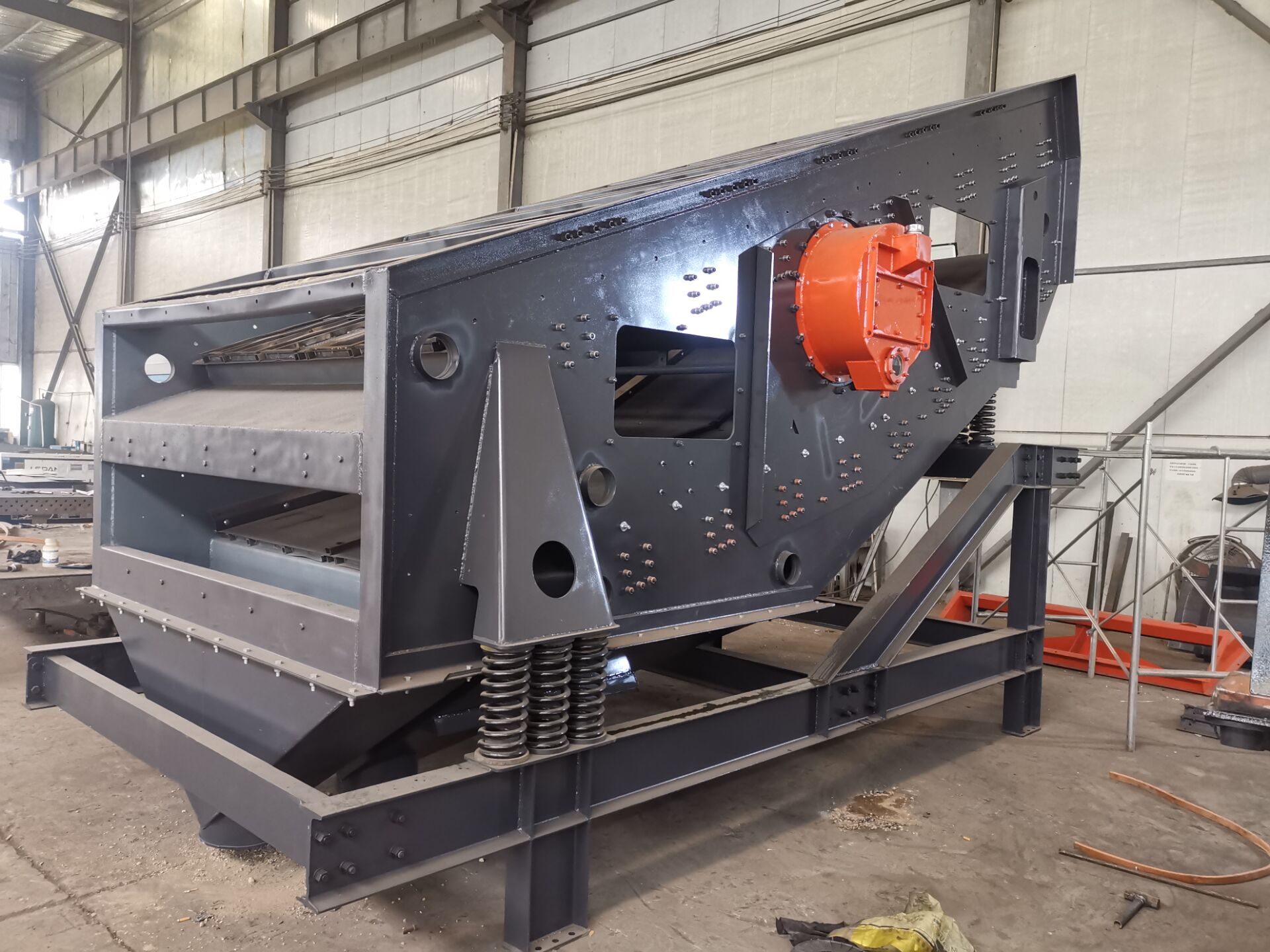 時產100噸機制砂篩選設備